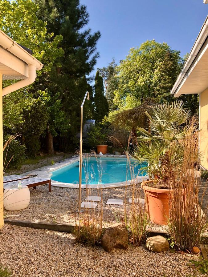 Apartment Tinyhouse Mit Pool, Outdoor Whirlpool Und Garten Petershagen-Eggersdorf 外观 照片