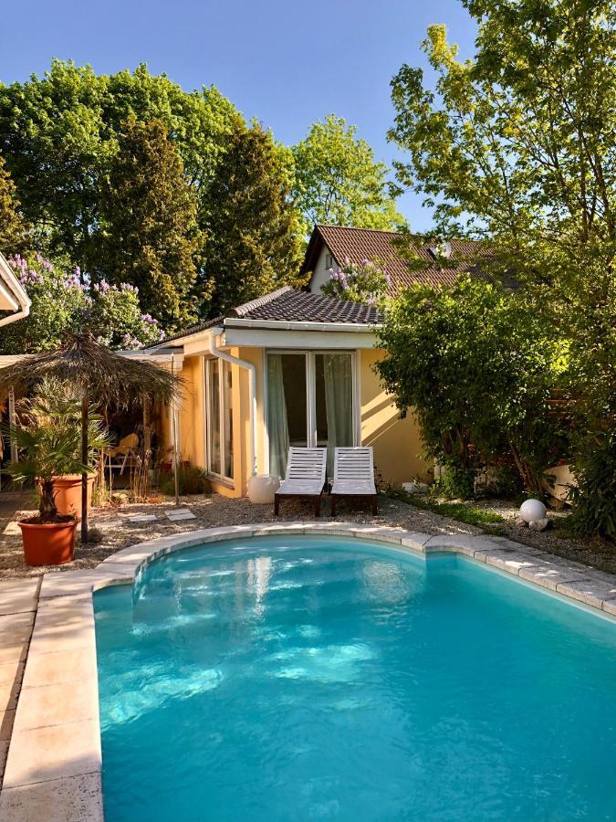 Apartment Tinyhouse Mit Pool, Outdoor Whirlpool Und Garten Petershagen-Eggersdorf 外观 照片