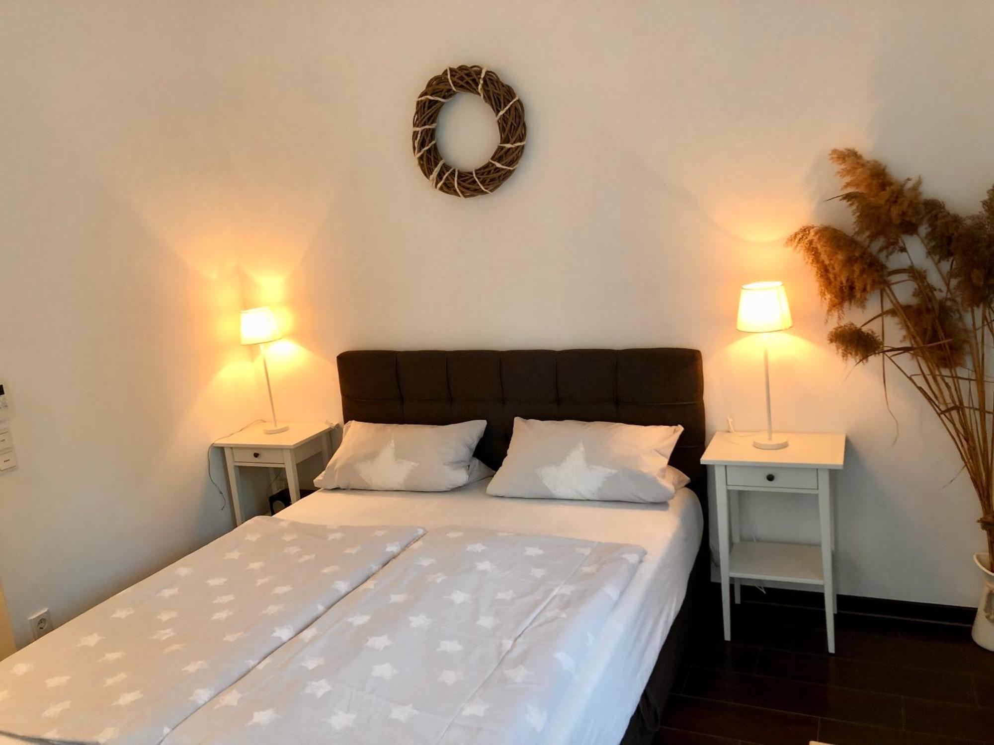 Apartment Tinyhouse Mit Pool, Outdoor Whirlpool Und Garten Petershagen-Eggersdorf 外观 照片