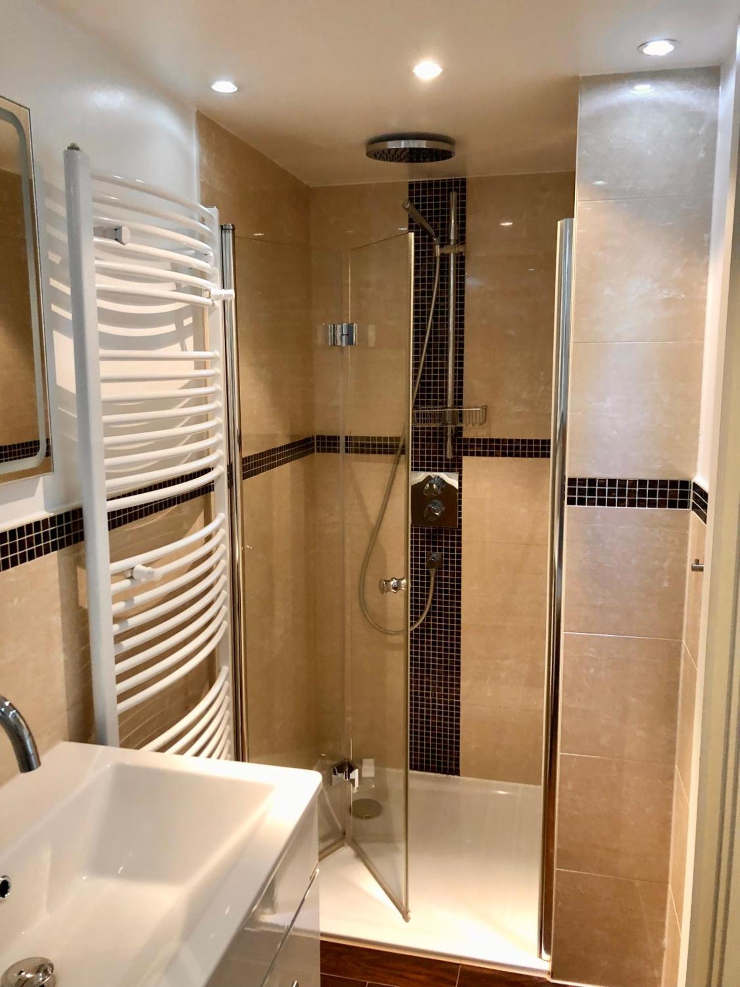 Apartment Tinyhouse Mit Pool, Outdoor Whirlpool Und Garten Petershagen-Eggersdorf 外观 照片
