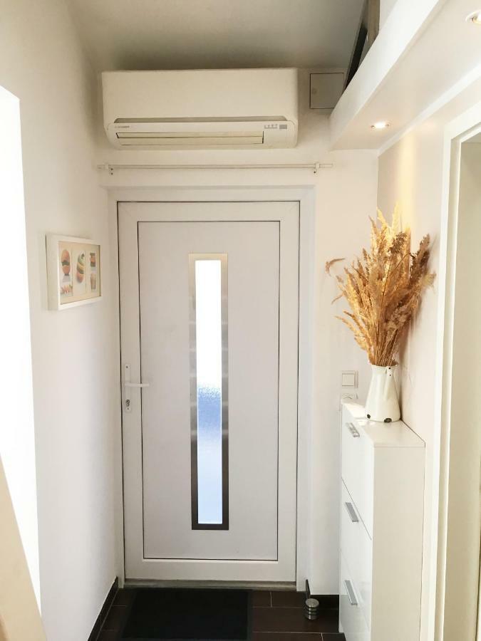 Apartment Tinyhouse Mit Pool, Outdoor Whirlpool Und Garten Petershagen-Eggersdorf 外观 照片