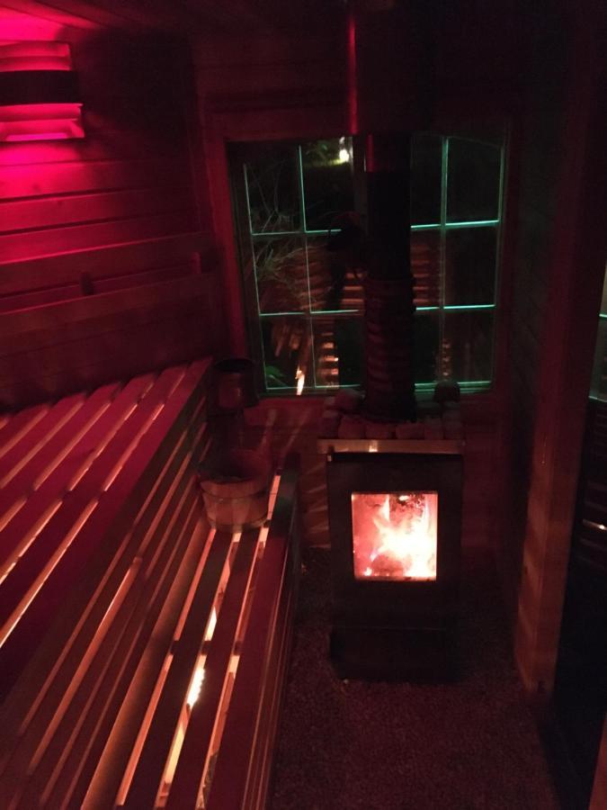 Apartment Tinyhouse Mit Pool, Outdoor Whirlpool Und Garten Petershagen-Eggersdorf 外观 照片